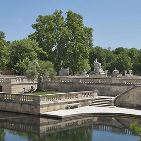 Apartamento Fabienne Cote Jardins De La Fontaine Nimes Exterior foto