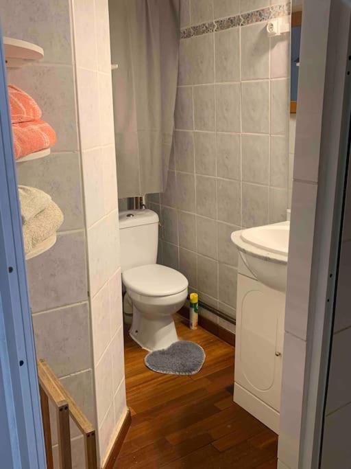 Apartamento Fabienne Cote Jardins De La Fontaine Nimes Exterior foto